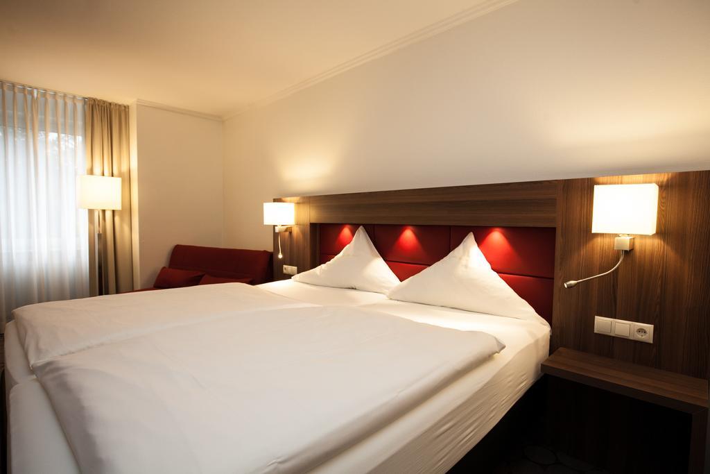 Hotel Am Erzengel Бохольт Экстерьер фото